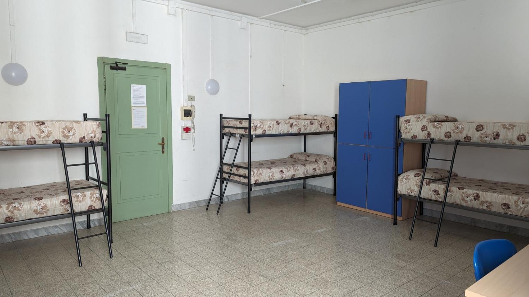 Litus Roma Hostel Lido di Ostia Exteriér fotografie Hostel room